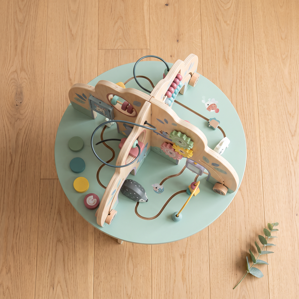 Table d'activités sensorielle en bois